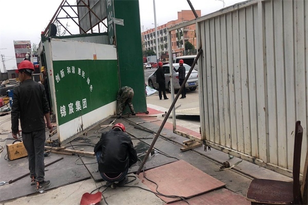 江苏锦宸集团有限公司选择徐州好色先生APP污最新科技有限公司铁大门产品