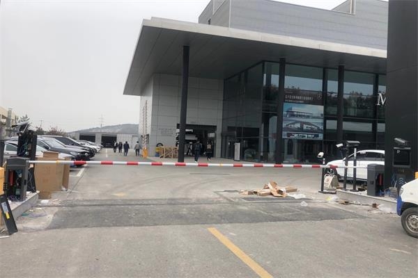 徐州万邦奔驰4s店选择徐州好色先生APP污最新科技有限公司好色视频网站下载系统产品